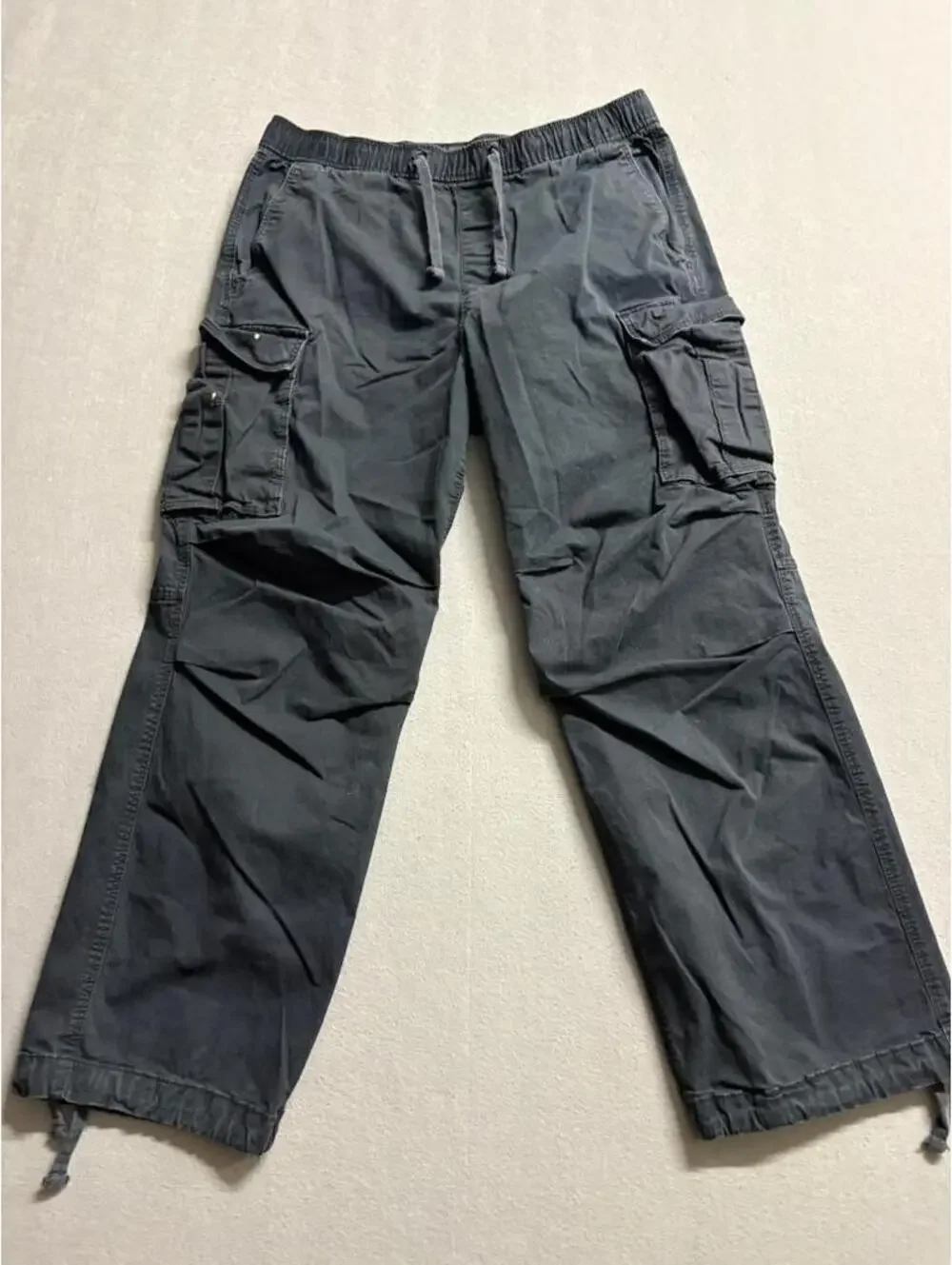 H&M Relaxed Fit Cargo Pants Mens Medium Gray Cotton Blend Drawstring Jogger